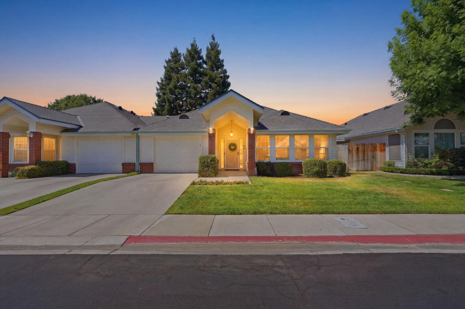 Photo 1 of 43 — 1646 E Morningstar Lane, Fresno, CA 93720
