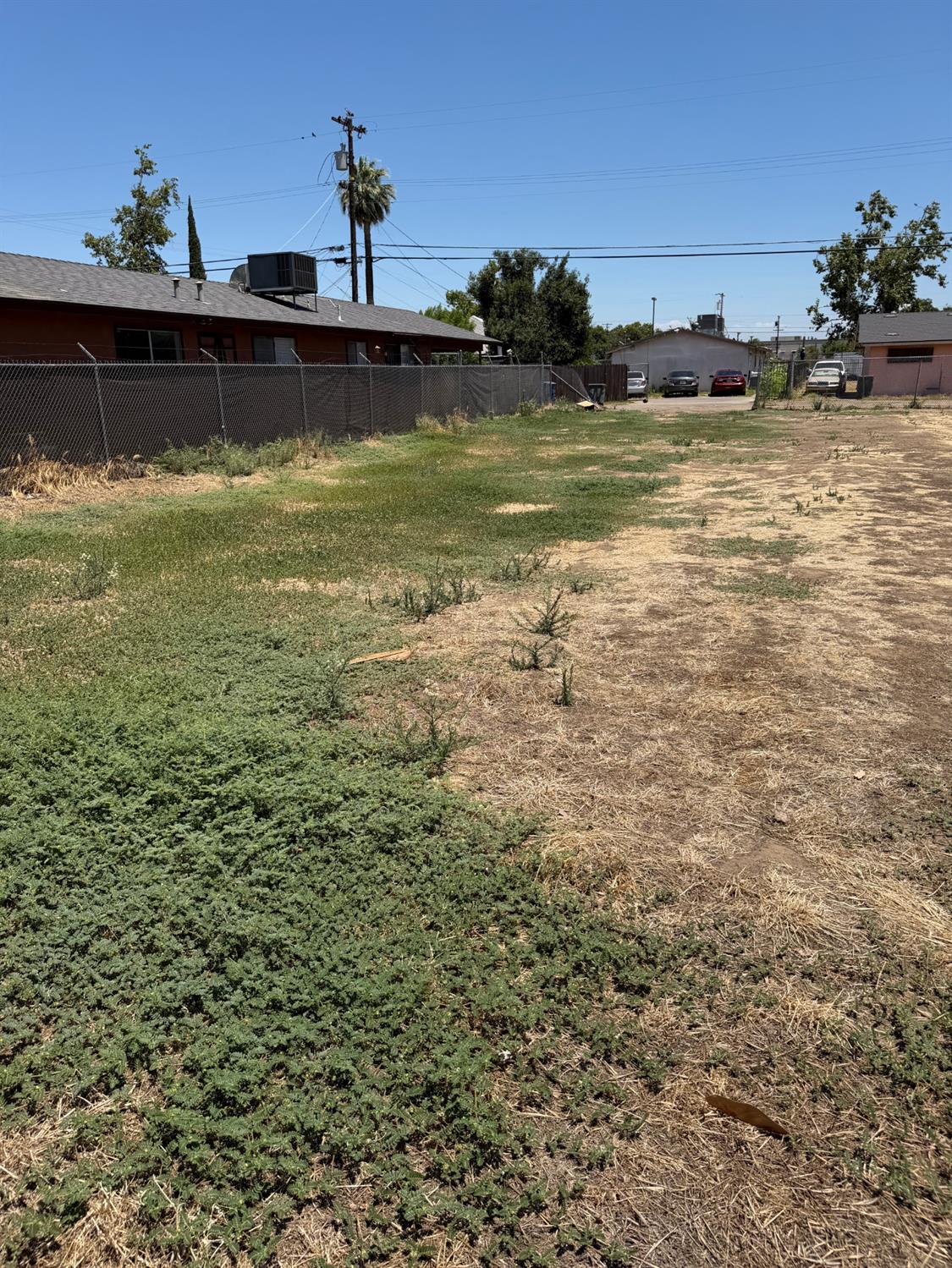 Photo 1 of 4 — 266 N Effie Street, Fresno, CA 93701