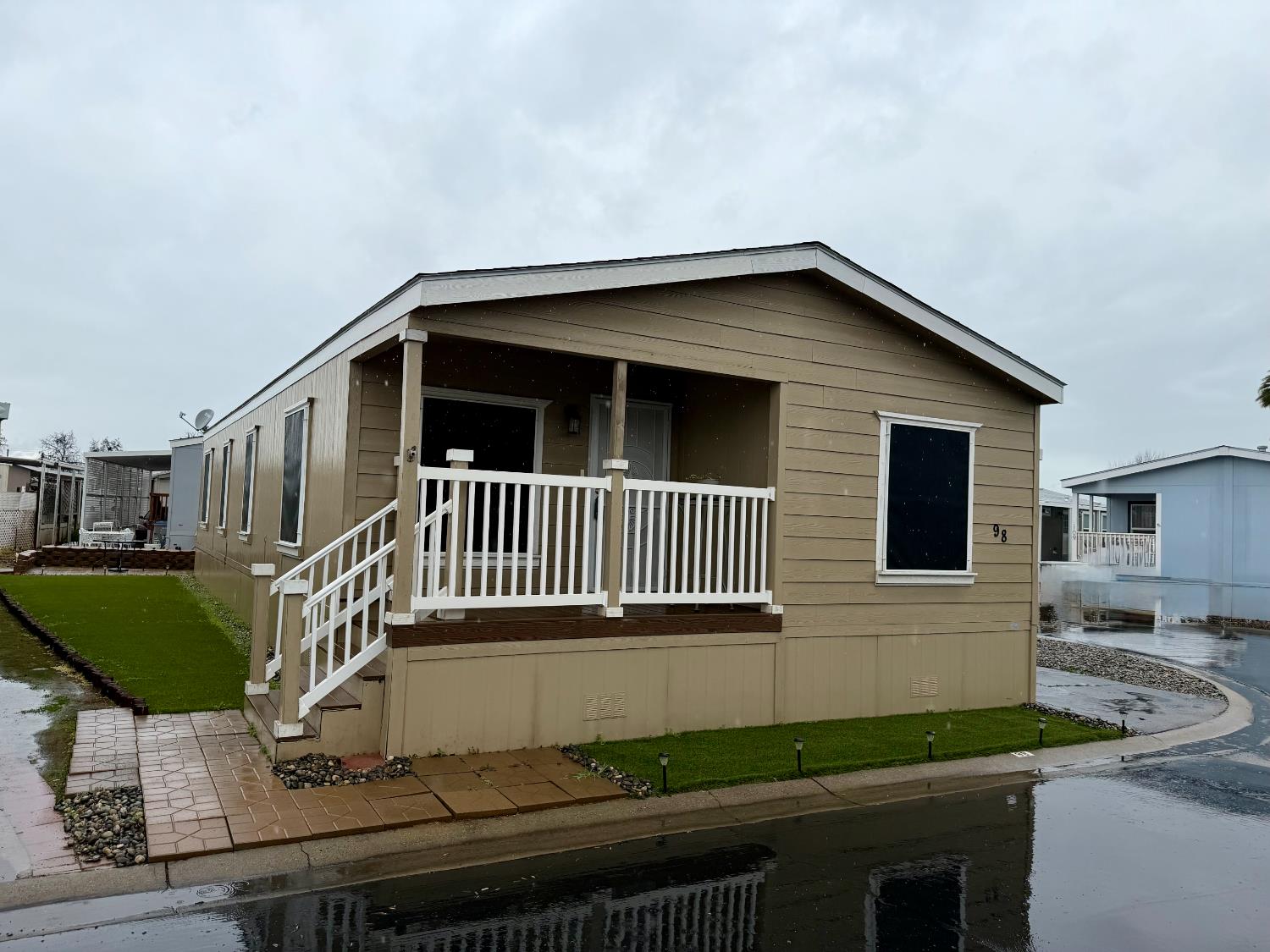 Photo 1 of 24 — 336 E Alluvial Avenue 98, Fresno, CA 93720