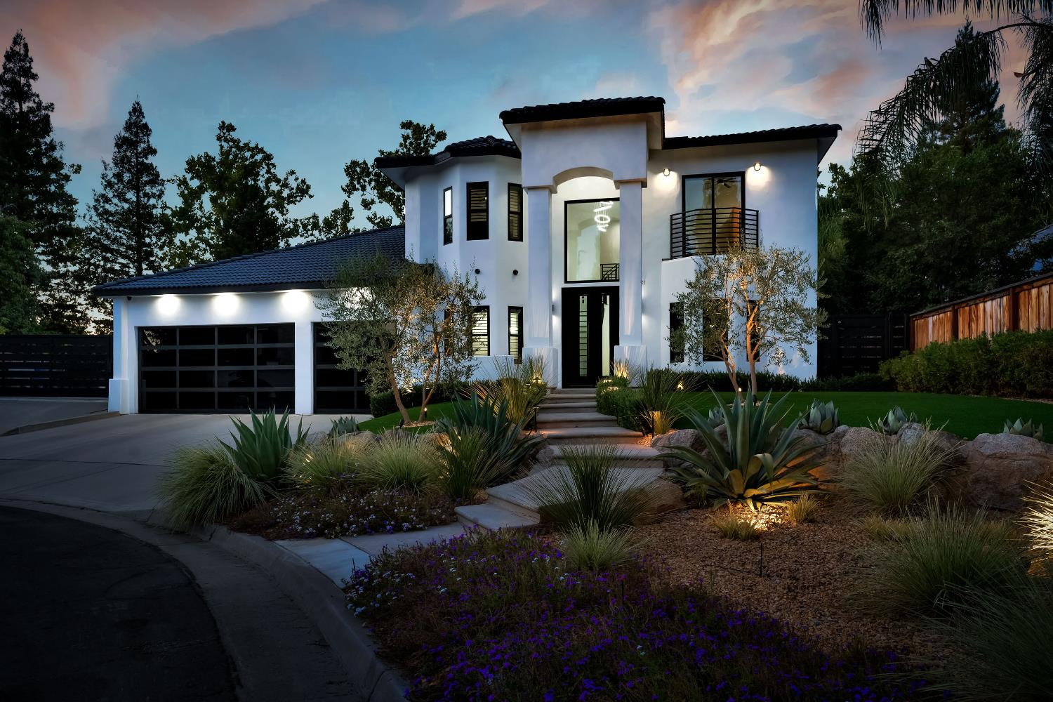 Photo 1 of 63 — 1292 E Valley Forge Drive, Fresno, CA 93720