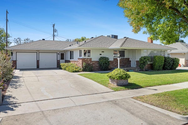 3476 E REDLANDS AVE, FRESNO, CA 93726 - Image 477eb5d8153b317b3d92f366c58481cd/3600530829