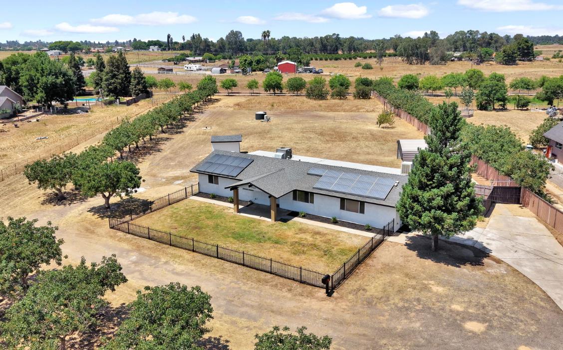 Welcome Home to 14160 RD 36, Madera