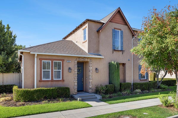 4001 HARLAN RANCH BLVD, CLOVIS, CA 93619 - Image 4c8809abe0f73354dd5fc0b03fa187e4/3130985032