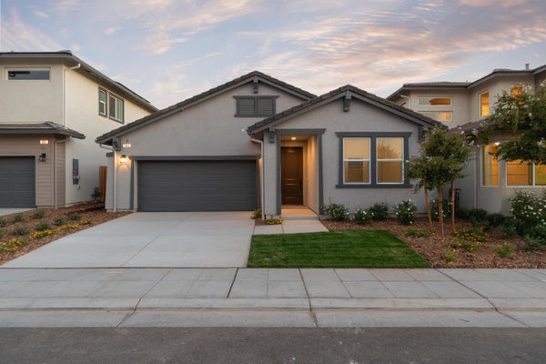 964 PONDEROSA WAY W, MADERA, CA 93636 - Image 4ec4330280d1c47602087635448a2b21/2273219930