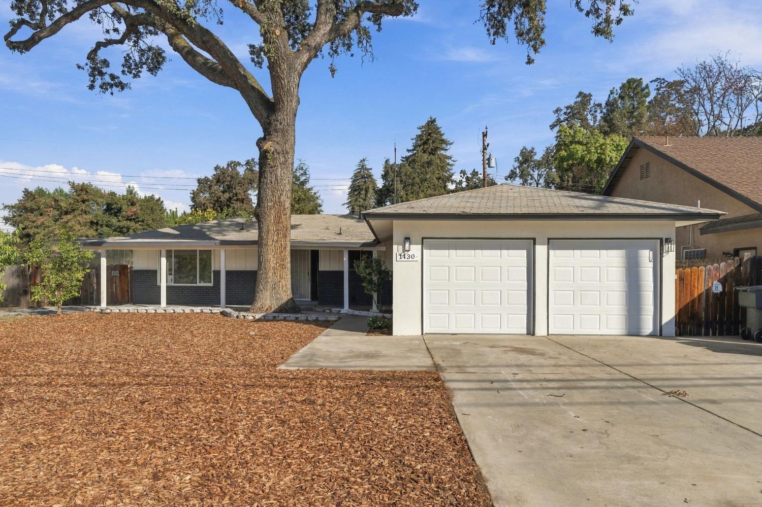 1430 W Tulare Avenue - Photo 2