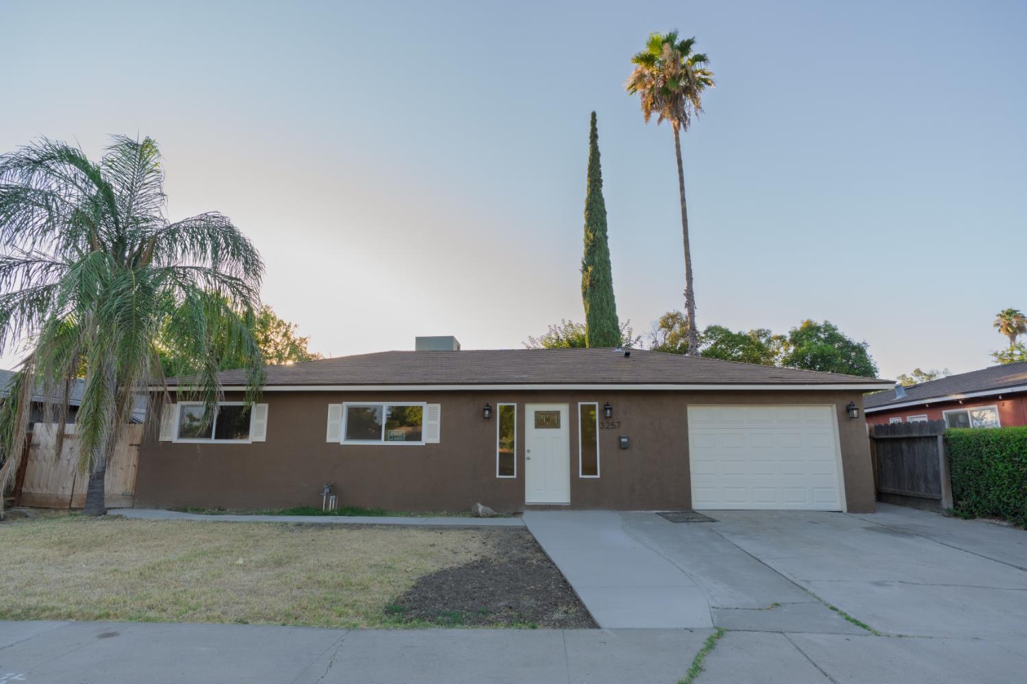 Photo 1 of 34 — 3257 Juneau Court, Merced, CA 95348