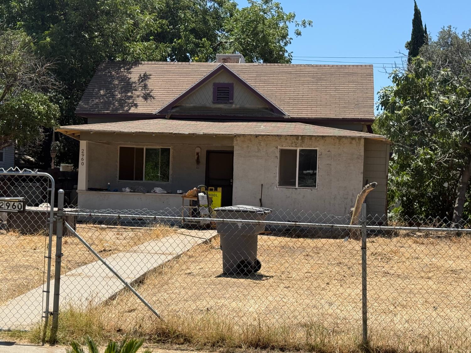 Photo 1 of 1 — 2960 E Illinois Avenue, Fresno, CA 93701