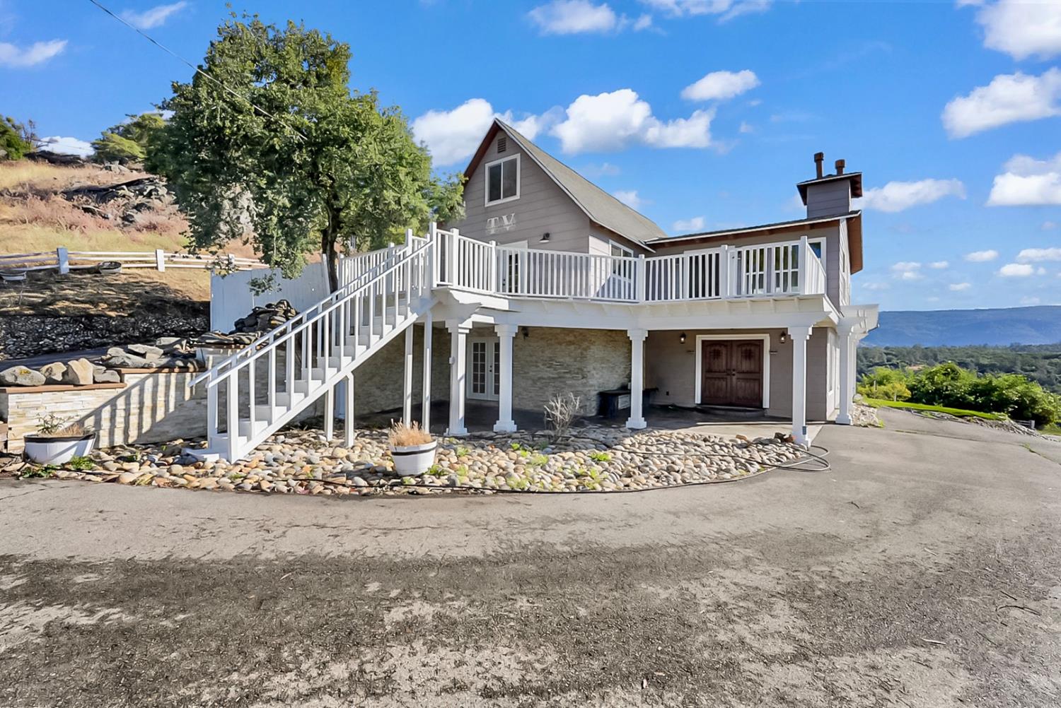 Photo 1 of 85 — 30450 Morgan Canyon Road, Prather, CA 93651