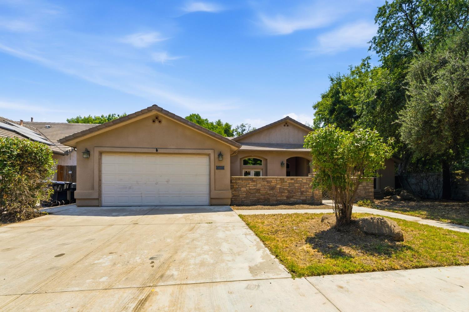 1534 S Manzanita Street - Photo 3