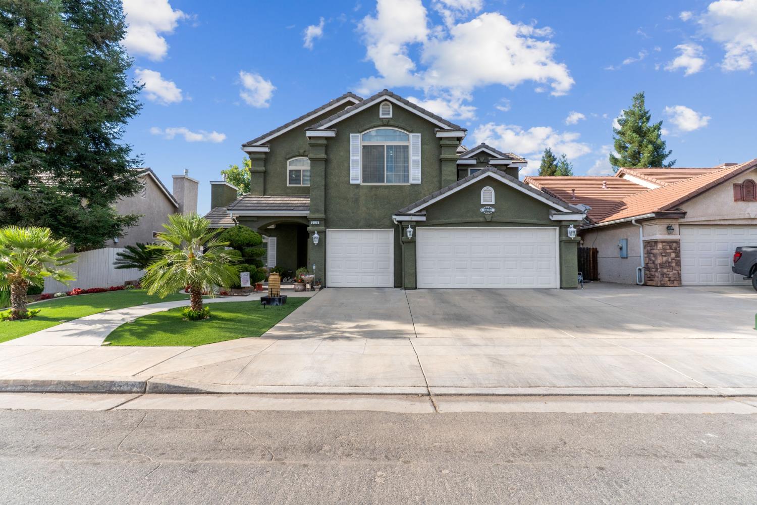 Photo 1 of 37 — 6632 E Michigan Avenue, Fresno, CA 93727