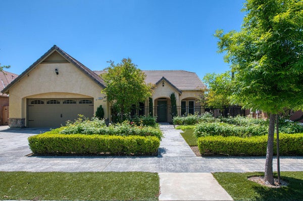 3544 PRESCOTT AVE, CLOVIS, CA 93619 - Image 63386fc2476f666ced17a0d934e8fcbb/1155380179