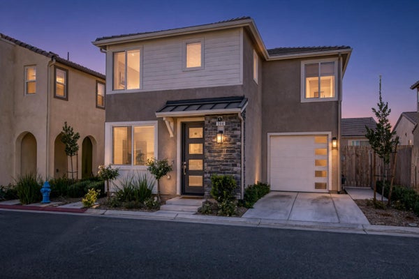 164 ARBOR DR S, MADERA, CA 93636 - Image 723e50eb00a5e15a9ac5edb26b1afade/3300879700