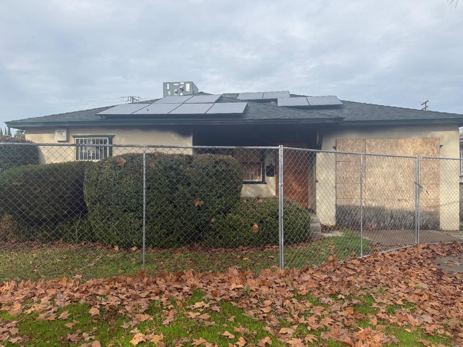 Photo 1 of 7 — 23 E Strother Avenue, Fresno, CA 93706