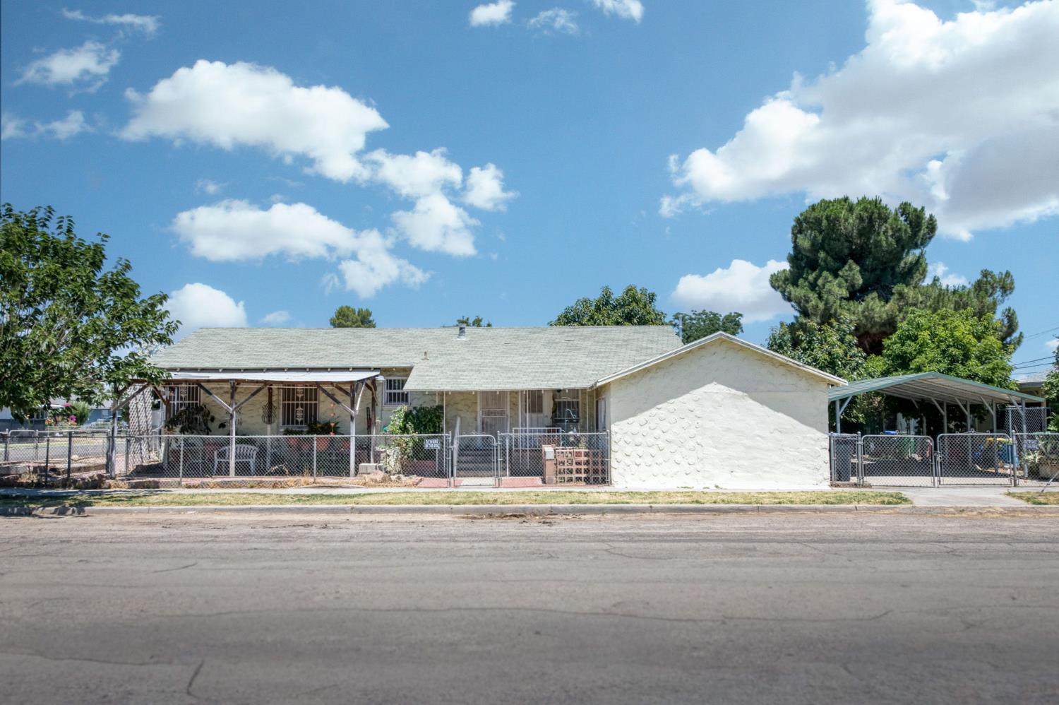 2537 S 11th - Photo 2