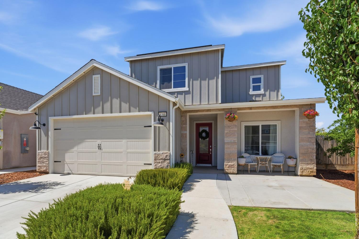 Photo 1 of 39 — 6366 E Ramona, Fresno, CA 93727