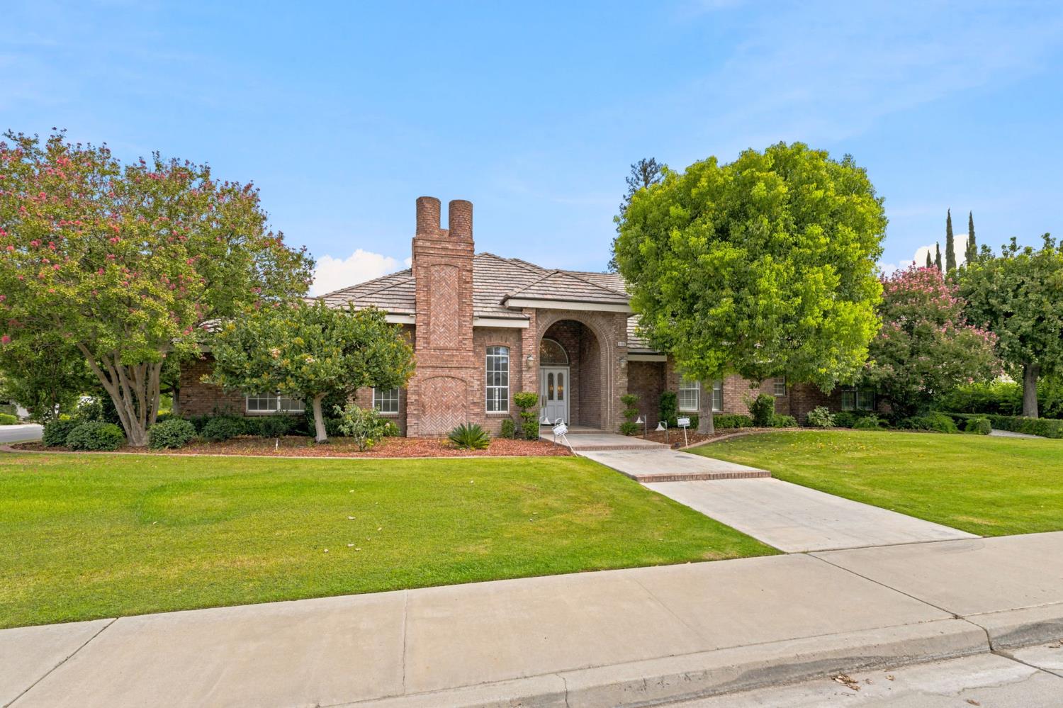 9008 Serrant Court - Photo 4