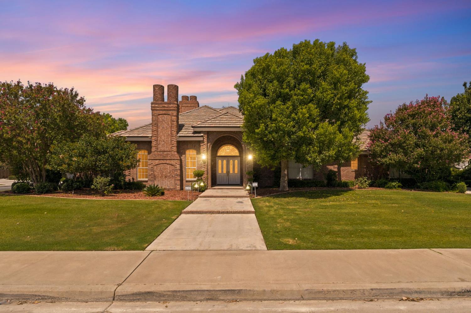 9008 Serrant Court - Photo 2