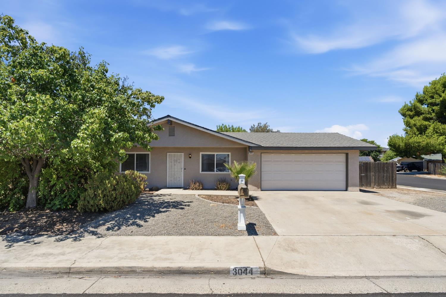 3044 Adler Avenue - Photo 3