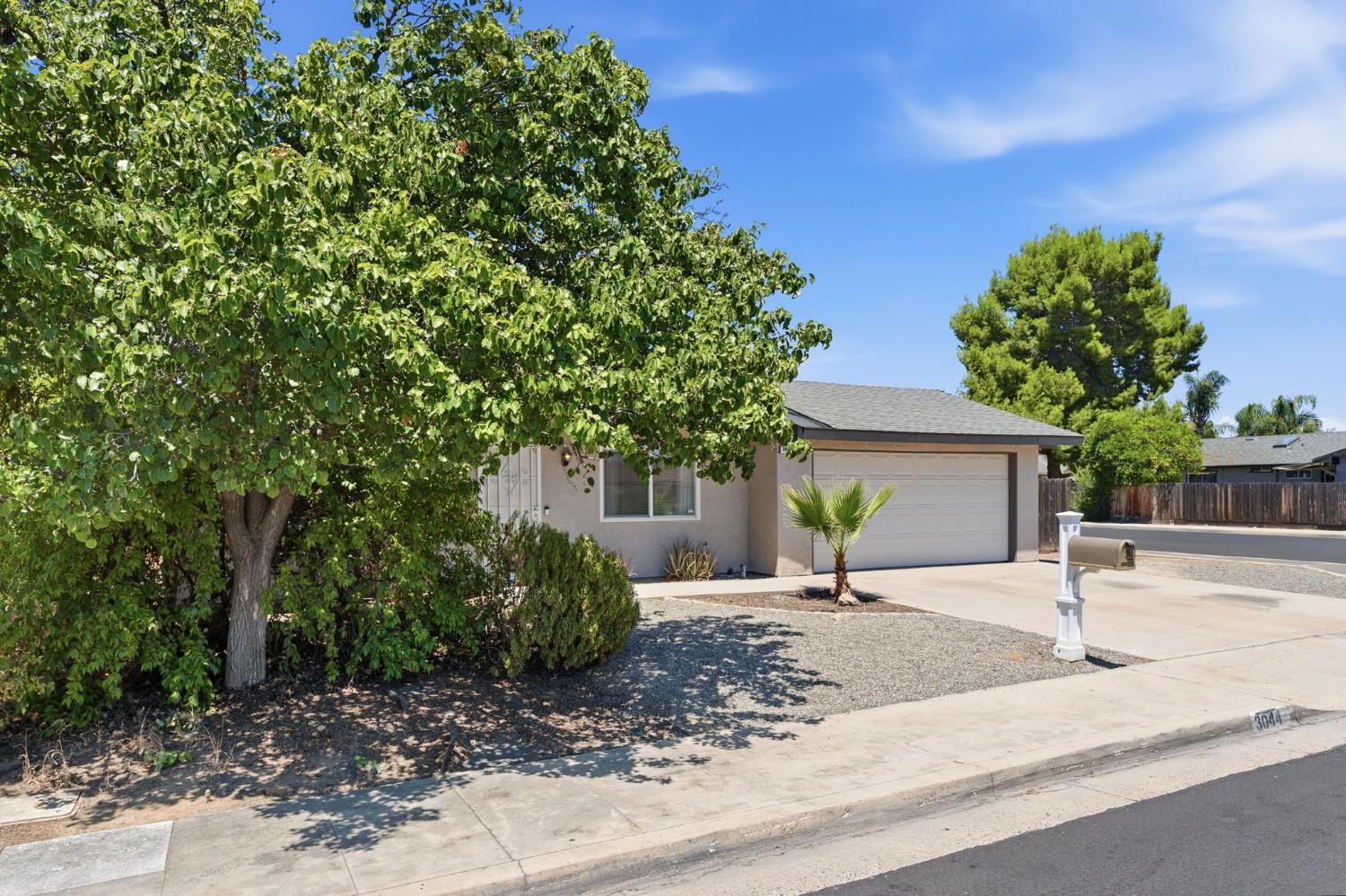 3044 Adler Avenue - Photo 4
