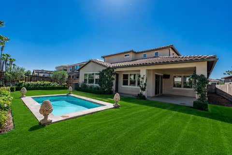 Featured picture for the property 651891