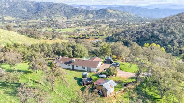 29668 SEMINOLE RD, TOLLHOUSE, CA 93667 - Image aa749cb7147227af5a032bafcd2c8da2/2863075067