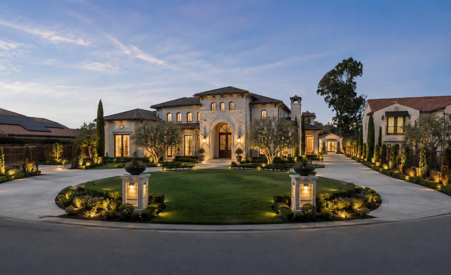 Photo 1 of 4 — 2552 E Sarazen, Fresno, CA 93730