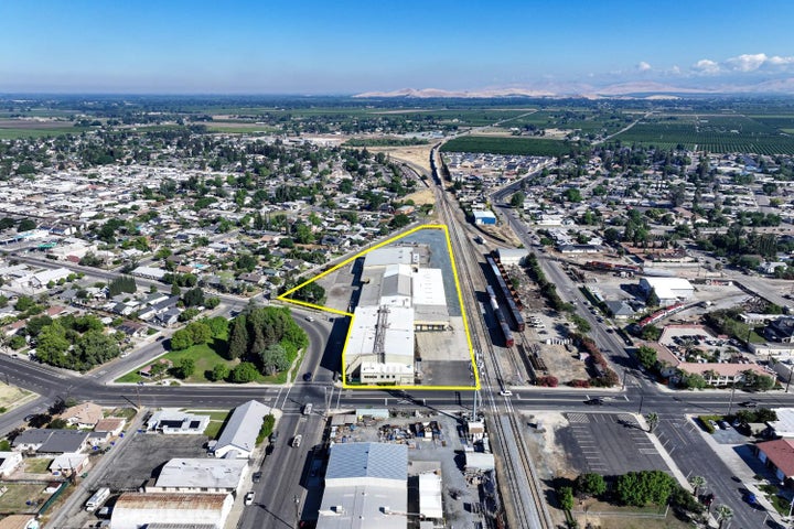 Photo 1 of 36 — 301 N G Street, Exeter, CA 93221