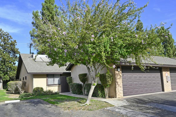4985 E BUTLER AVE APT 120, FRESNO, CA 93727 - Image b63e2caa0e00aab7d9e99fa43d9c9d88/511918255