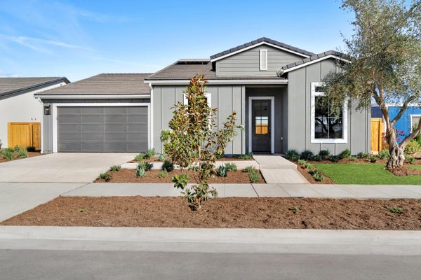 2283 N ARGYLE AVE, CLOVIS, CA 93619 - Image b668ddb79fca9943d7e8deced992c21b/716348567