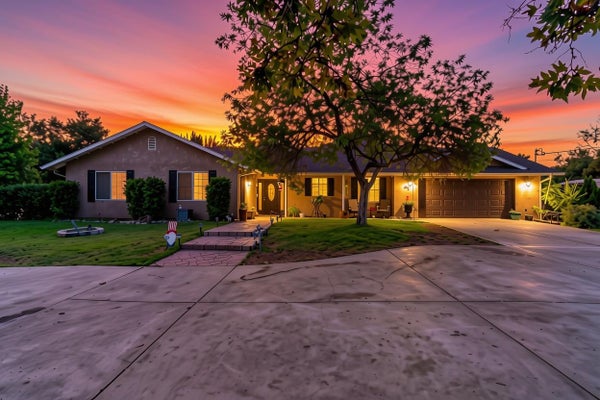 6855 LIVE OAK DR, SANGER, CA 93657 - Image ba0fca7f269eecde4b3e65e03a6cac9c/353630188