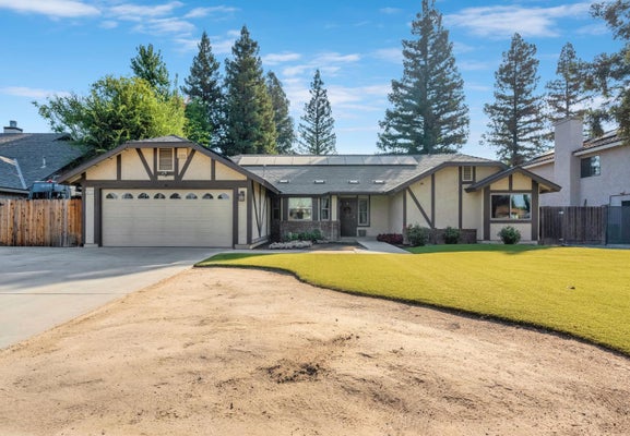 6426 N FRUIT AVE, FRESNO, CA 93711 - Image bfbe1a78ef17a1d9f11cf793e5d8412e/609187938