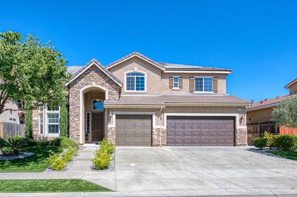 2272 E PRESTWICK AVE, FRESNO, CA 93730 - Image cb9e9cf0cd22c8ddcf6428a9215eab30/3517407203