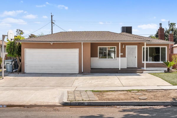 2316 E SAN GABRIEL AVE, FRESNO, CA 93726 - Image d1411c65d2ee62fd6cff29e246fbfc3e/1346262111