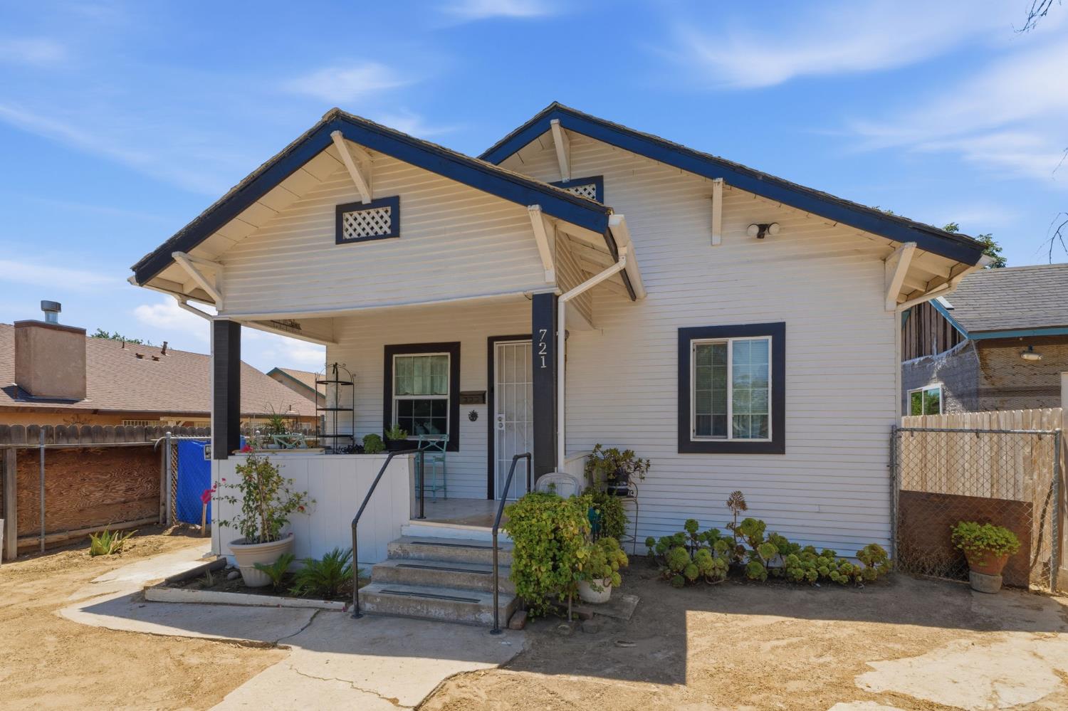 Photo 1 of 24 — 719 C Street, Fresno, CA 93706