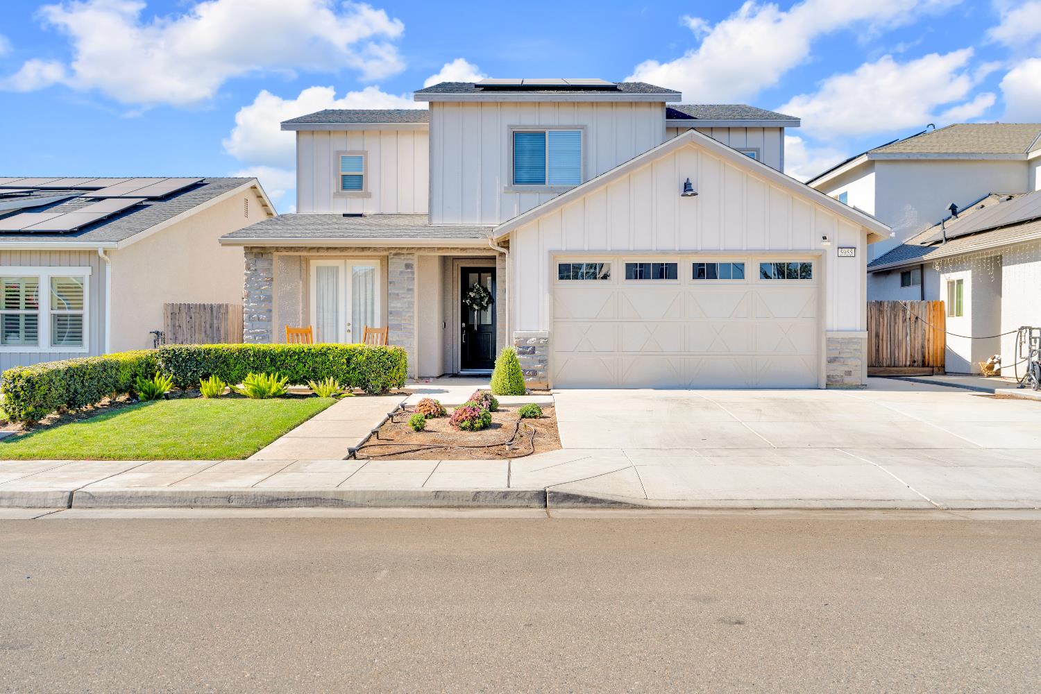 Photo 1 of 29 — 5955 E Belgravia Avenue, Fresno, CA 93727