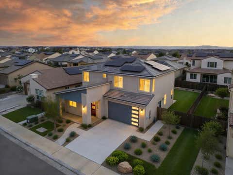 Featured picture for the property 646431
