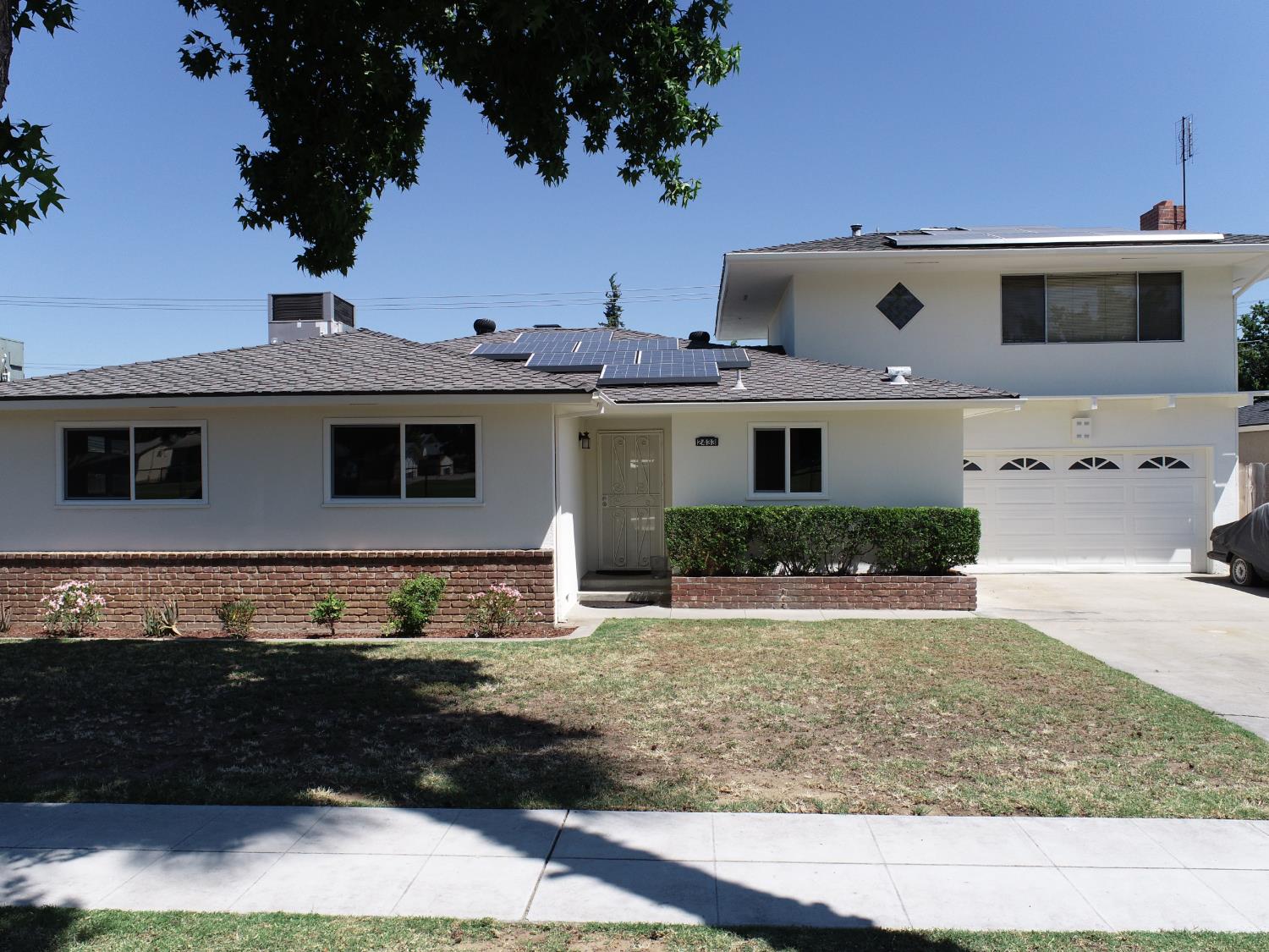 Photo 1 of 45 — 2433 E Saginaw Way, Fresno, CA 93726