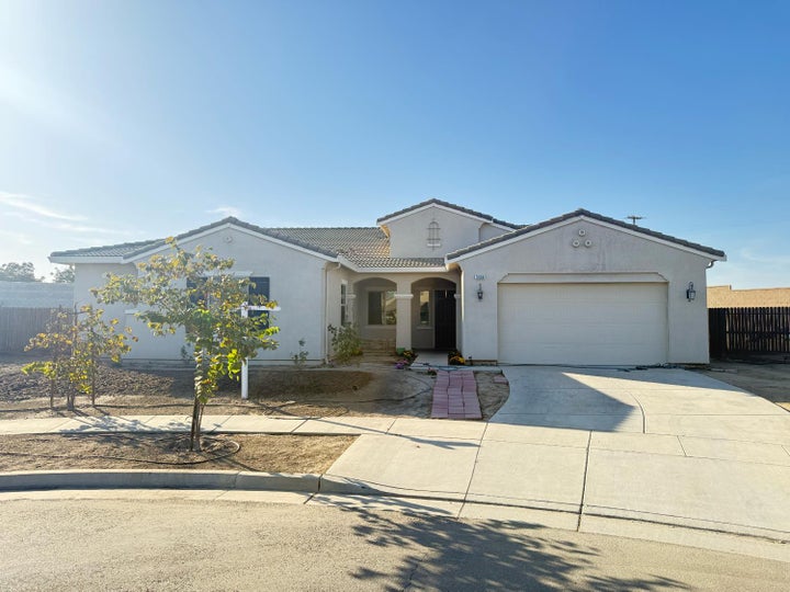 Photo 1 of 2 — 3456 N Discovery Way, Hanford, CA 93230
