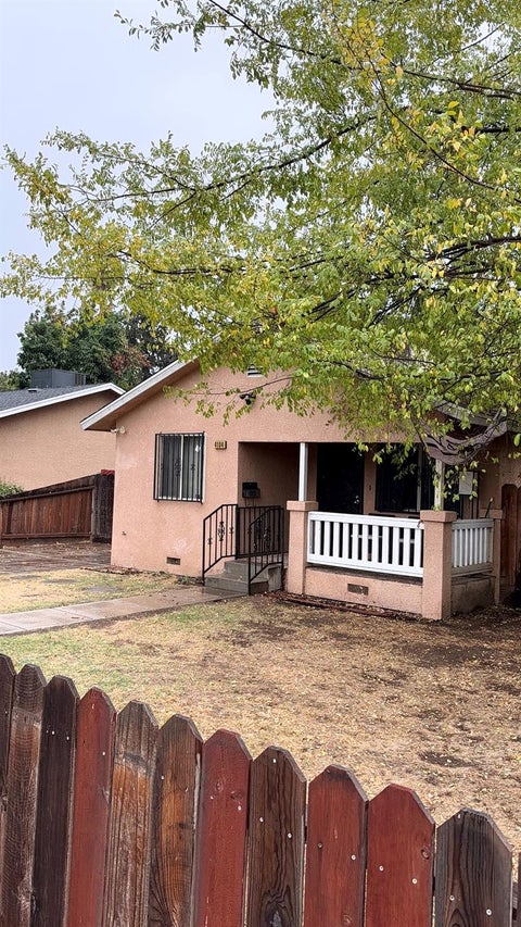 Featured picture for the property 656908