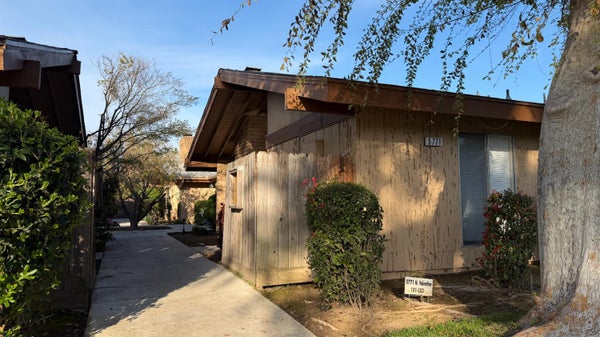 5771 N VALENTINE AVE APT 101, FRESNO, CA 93711 - Image ec0fcba2cb363b46fbac495997aebeaa/2410784924