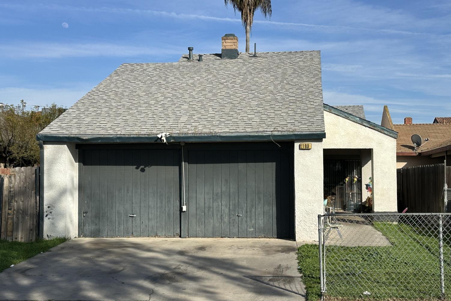 Photo 1 of 1 — 2199 S Chestnut Avenue, Fresno, CA 93725