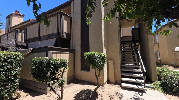 1550 W ASHLAN AVE APT 233, FRESNO, CA 93705 - Image fcea7d6d247ffb320f54be0428de9d93/745288541