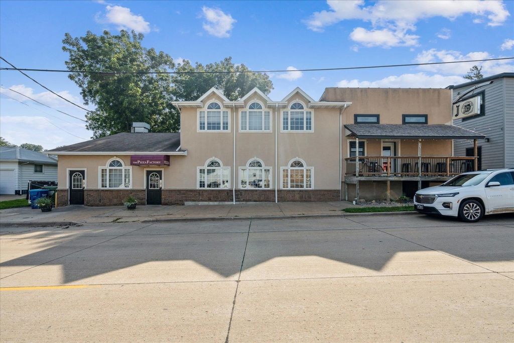 Photo of 104 N Center Avenue, Epworth, IA 52045 (MLS # 152795)