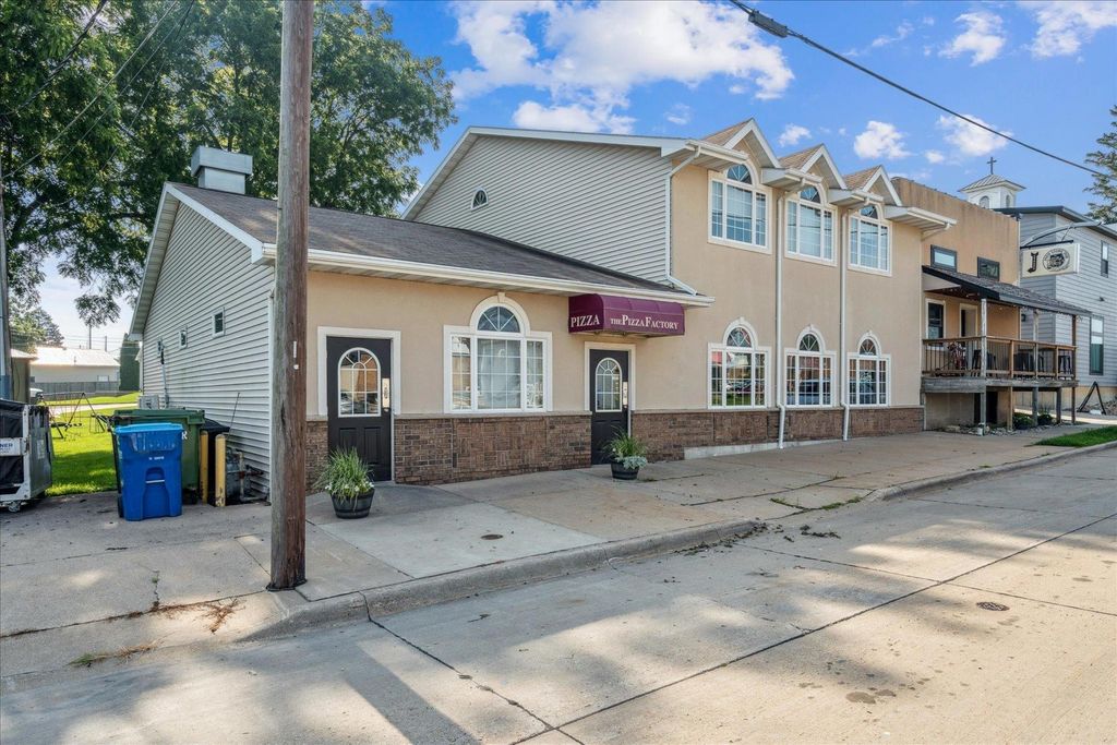 Photo of 104 N Center Avenue, Epworth, IA 52045 (MLS # 152795)