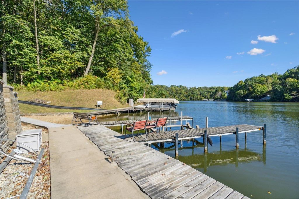 Photo of 26040 224th Avenue, Delhi, IA 52223 (MLS # 152347)