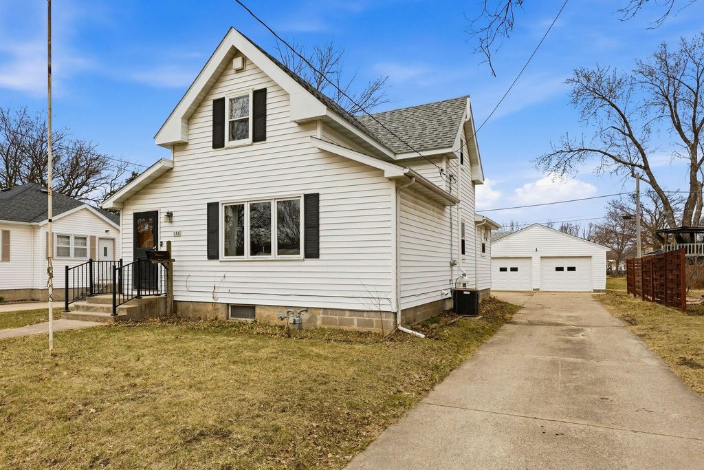 Photo of 136 Clara Avenue, Manchester, IA 52057 (MLS # 154119)