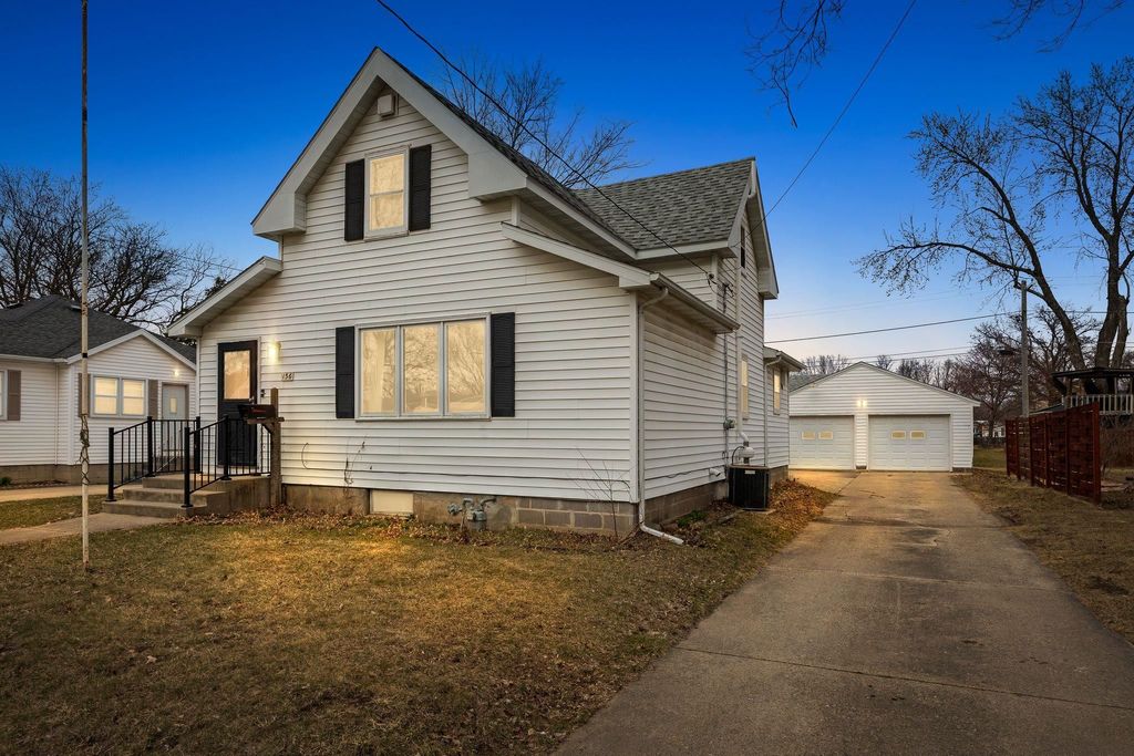 Photo of 136 Clara Avenue, Manchester, IA 52057 (MLS # 154119)