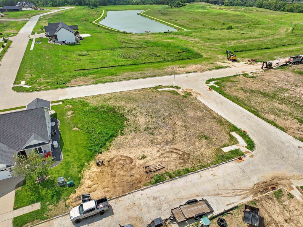 Photo of Lot 131 Autumn Ridge Lane, Dubuque, IA 52003 (MLS # 152559)