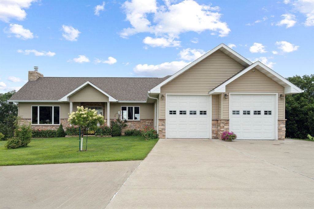 Photo of 1567 St. Catherine Road, Dubuque, IA 52031 (MLS # 152681)