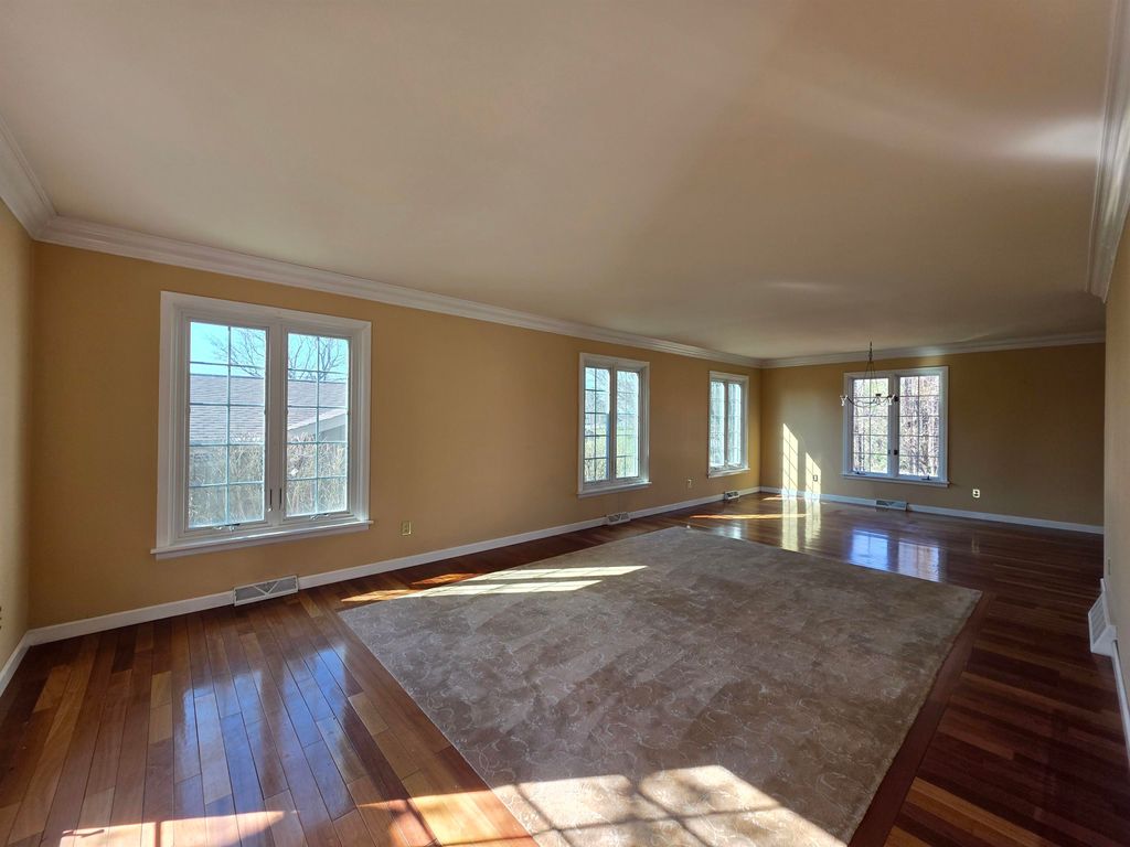 Photo of Dubuque, IA 52001 (MLS # 154240)